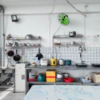 Phòng 4 Bạn, Gần Ngã 4 Thủ Đức, Đh Spkt, Ngân Hàng Ktx Cao Cấp Bao Trọn Gói Full Tiện Nghi