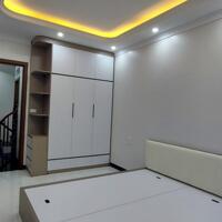 Bán nhà sát Văn Quán, 28m2, 5 tầng, đường thông, kinh doanh chỉ 5.4 tỷ