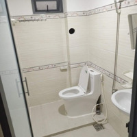 Phòng 30M2 Mới Xây Ngay Chợ Hoàng Hoa Thám P. 12 Quận Tân Bình