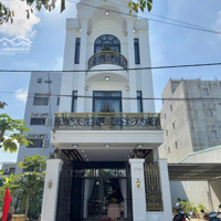 Nhà Đẹp Đà Nẵng - Bán Nhà 3 Tầng Ngay Gần Biển, Thiết Kế Tân Cổ Điển, Full Nội Thất
