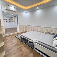 Chỉ Nhỉnh 2 Tỷ Có Ngay Căn Hộ 2 Ngủ Full Nội Thất Trung Tâm Cầu Giấy
