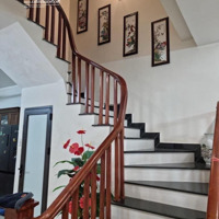 Giảm 500 Triệu Cần Bán Gấp Căn Nhà Dân Xây Phố Gia Thuỵ Q. Long Biêndiện Tích62M2Mặt Tiền4.5M. Giá Bán 9.5 Tỷ