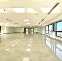 Bql Tòa Nhà Cần Cho Thuê Slot Cuối Cùng Mặt Phố Khúc Thừa Dụ 200M2 Giá Chỉ 35 Triệu/Tháng