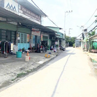 Bán Dãy Nhà Trọ 10 Phòng 2 Lầu, Cạnh 2 Khu Cn, Dòng Tiền Ổn Định, Đường Xe Tải