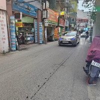 Nhà Mặt Phố . Kinh Doanh . Vị Trí Đắc Địa Đầu Tư Tương Lai Sáng Ngời.