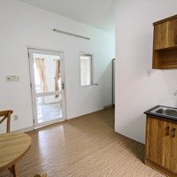 Phòng Balcon Thoáng Mát 01 Phòng Ngủ Gần Dh Văn Lang