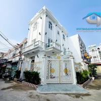 Thật Bất Ngờ Nhà Phố Góc 2 Mặt Tiền Xe Hơi Để Trong Nhà Đường Huỳnh Tấn Phát - Giá Bán 7.9 Tỷ, 9X11M