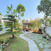 Chủ Nhà Cần Bán Biệt Thự Hoa Sữa 8 Vinhome Reverside