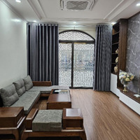 Bán Nhà Đẹp Phố Nguyễn Sơn. 15M Ra Mặt Phố. Oto Đỗ Cửa. 50M 7 Tầng Thang Máy. 12 Tỉ. 0943827333