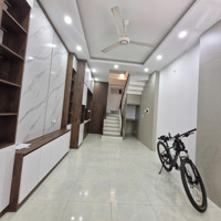 Tôi Cho Thuê Nhà Thái Hà Mới Tinh 45M X 4 Tầng Full Đồ Ở Gia Đình, Nội Thất Hiện Đại Ở Gd + Kd 15 Triệu