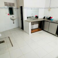 CHO THUÊ NHÀ LÊ VĂN TÁM 70M2, NGANG 4,5M, GIÁ CHỈ 4,5TR/ THÁNG