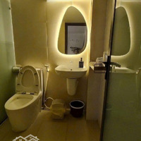 Bánmặt Tiềntrần Hưng Đạo Q1 5 Tầng Chỉ 32 Tỷ - Nhà Hoàn Công Đủ - Khu Không Có Nhà Nhỏ Bán - Kd Đỉnh