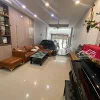 Quận 7 . Nhà Mặt Phố Tại Kdc Nam Long Phú Thuận, Nhỉnh 11 Tỷtl , 80M2
