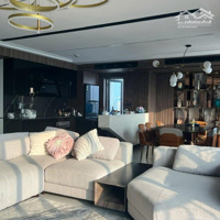 Gia Đình Em Cần Bán Nhanh Căn Hộ 2 Phòng Ngủtại Vinhomes Metropolis Liễu Giai Giá Bán 10 Tỷ Full Nội Thất