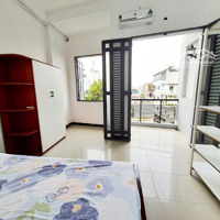 Cho Thuê Căn Hộ 2 Phòng Ngủgiá Rẻ Q10, Ban Công Lớn, Mặt Tiền, Gần Ueh, Huflit, Đh Sài Gòn, Đh Sư Phạm