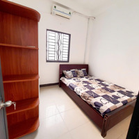 Cho Thuê Căn Hộ 2 Phòng Ngủgiá Rẻ Q10, Ban Công Lớn, Mặt Tiền, Gần Ueh, Huflit, Đh Sài Gòn, Đh Sư Phạm