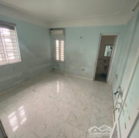Bán Nhà 6 Tầng Thang Máy Đình Đôngdiện Tích75M -Mặt Tiền5M - 8 Tỷ (Thỏa Thuận)