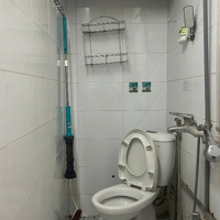 Cho Thuê Nhà Riêng View Đẹp Tại Nhà Số 4 Ngách 41/77 Ngõ 84 Phố Đại La, 4,5 Triệu, 29M2