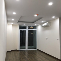 Cần Cho Thuê Gấp Căn Hộ A10- Nam Trung Yên , 2 Phòng Ngủđồ Cơ Bản 11 Triệu/ Tháng. Liên Hệ: 0904696811