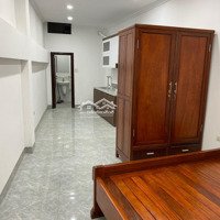 Nhà Tôi Ở Mặt Phố Bạch Mai Cần Cho Thuê 3 Phòng Khép Kín Ful Đồdiện Tích30M/1Phòng Giá 5 Triệu500/1Tháng