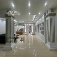 Cho Thuê Căn Biệt Thự 126M2/ 4 Phòng Ngủđủ Đồ Dãy C Khu Ciputra Hà Nội