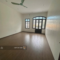 Chính Chủ Bán Căn Nhà Mặt Phố Quan Nhân 69M2 X4 Tầng Trung Hoà - Cầu Giấy - Hà Nội