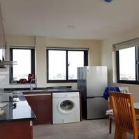 Cho thuê căn hộ view thoáng, rộng tới 70m2, 1PN tại Âu Cơ, Tây Hồ