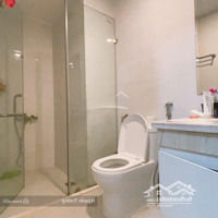 Cắt Lỗ Căn Hộ 63M2, 2 Phòng Ngủ Cửa Tb, Ban Công Đn, Full Đồ, Chung Cư Báo Nhân Dân. Gía 3.1 Tỷ. Có Tl
