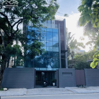 Cho Thuê Biệt Thự Rộng Rãi 5 Phòng Ngủ, Đầy Đủ Nội Thất Ở Hồ Tây