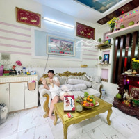 Cho Thuê Nhà Riêng 3 Phòng Ngủ 4 Vệ Sinh 53M2, Giá Siêu Hời Tại Lò Gốm, P5, Q6, Tp.hcm