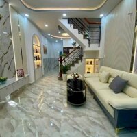 Bán nhà Võ Chí Công 90m2 vị trí đẹp mặt tiền rộng kinh doanh 34.5 tỷ