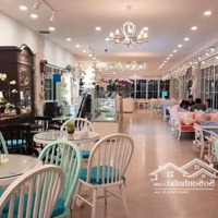 Đỉnh Nóc! Cho Thuê Nhà Mặt Phố Nguyễn Hữu Huân, Diện Tích 150M, Lô Góc Mặt Tiền 15M, Giá Chỉ 52 Triệu