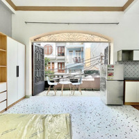 Cc Mini Studio 30M2 Ban Công Siêu Thoáng , Ngay Ngã 4 Phú Nhuận. Thuận Tiện Đi Gv , Tb , Bt ...