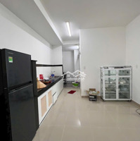 Cho Thuê Căn Hộ 2 Phòng Ngủ- Có Nt - Cc Bellezaq7- Nhà Sạch Sẽ Ở Liền -Diện Tích80M2- Giá 8. 5 Triệu