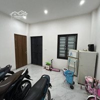 Cho Thuê Phòng 18M2 Tại Ngõ 95, Vĩnh Phúc, Ba Đình, Hà Nội