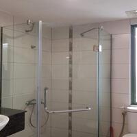 Cho thuê căn hộ 2PN, 85m2 tại Âu Cơ, Tây Hồ, ban công, view thoáng