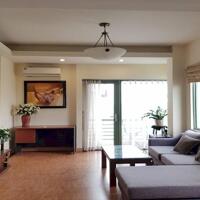 Cho thuê căn hộ 2PN, 85m2 tại Âu Cơ, Tây Hồ, ban công, view thoáng