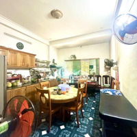 Gấp Định Cư Giảm "2 Tỷ"! Bán Gấp 3 Căn Nhà 4 Tầng 190M2 - Ngang 9M Hẻm Xe Tải - Giá Chỉ 110 Triệu/M2