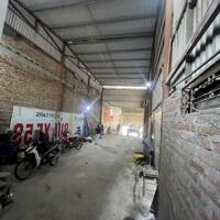Bán đất vị trí cực đẹp tại 65 Hồng Bàng, DT 181.2m2, giá chỉ 1xxtr/m2. LH:0906011571