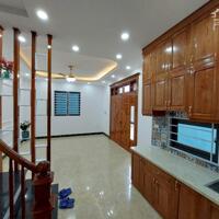 Bán Nhà Di Trạch Hoài Đức, 30m2*5Tầng. Nhà mới ở ngay ngõ nông gần đườg ôtô giá chỉ 3,9 tỷ.