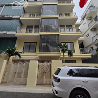 Cho Thuê Nhà Riêng Thanh Bình, 93 M2 X Nhà Mặt Tiền 12 M, Nhà Sơn Sửa Sạch Đẹp
