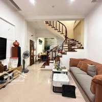 Nhà Hiếm Võng Thị - 100M Ra Hồ Tây - Ở Ngay - Homestay Hốt Bạc