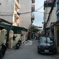 Bán Đất Ngô Gia Tự - Mặt Ngõ Ô Tô Tránh - Vị Trí Đẹp - Giá Bán 12.8 Tỷ
