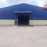 Cho thuê kho chưa hàng hóa gần KCN Hố Nai 3, Trảng Bom, 4000m2, giá 43k/m2/tháng.