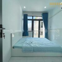 Căn Hộ 2 Phòng Ngủ Rộng 70m2 Ban Công ngay Vòng Xoay Lăng Cha Cả quận Tân Bình