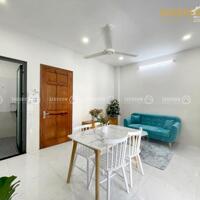 Căn Hộ 2 Phòng Ngủ Rộng 70m2 Ban Công ngay Vòng Xoay Lăng Cha Cả quận Tân Bình
