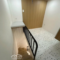 Nhà Nhỏ Đa Năng -Vị Trí Đẹp - Cách 1 Căn Ra Hẻm Xe Hơi - Sát Mặt Tiền Xvnt - 2 Phòng Ngủ 2 Vệ Sinh- 1,83 Tỷ