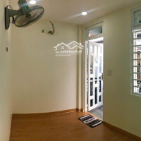 Nhà Đẹp Chỉ Nhỉnh 3 Tỷ, Ngay Ngã Tư Hàng Xanh Quận Bình Thạnh