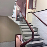 Nhà Trường Chinh, Ttn, Dt: 4X26, Trệt 3