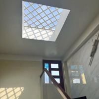 Nhà Trường Chinh, Ttn, Dt: 4X26, Trệt 3